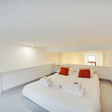 Apartment Mezzanine 1bdr Bercy Village *